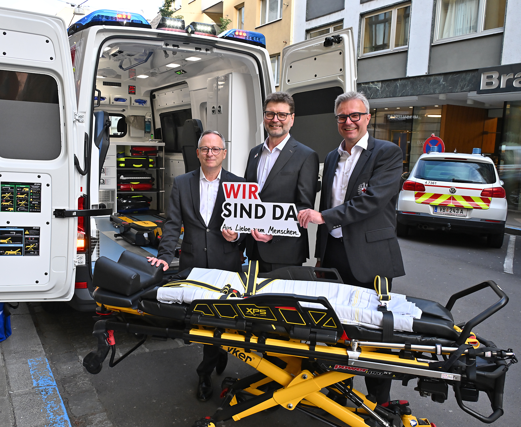HENRI. DER WELTROTKREUZTAG. „MISSION MENSCHLICHKEIT“