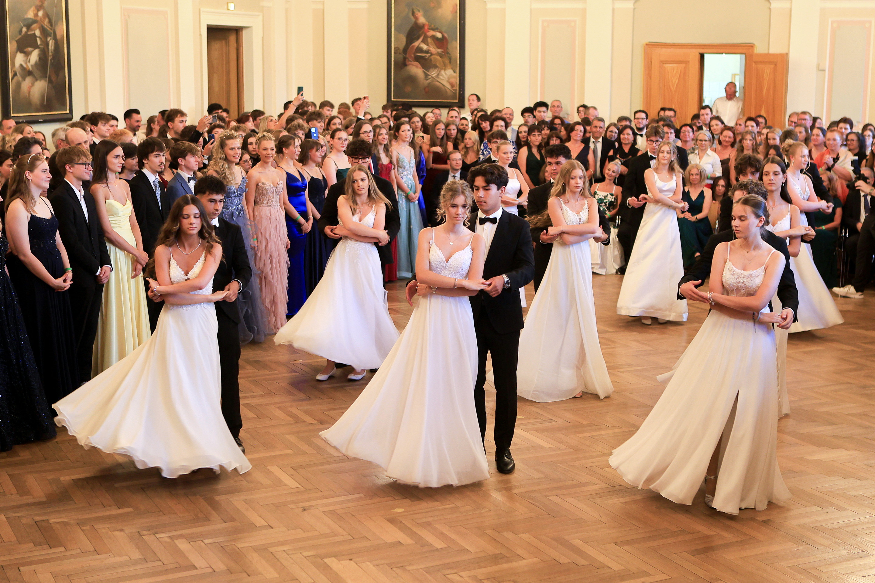 31. Petriner Sommerball